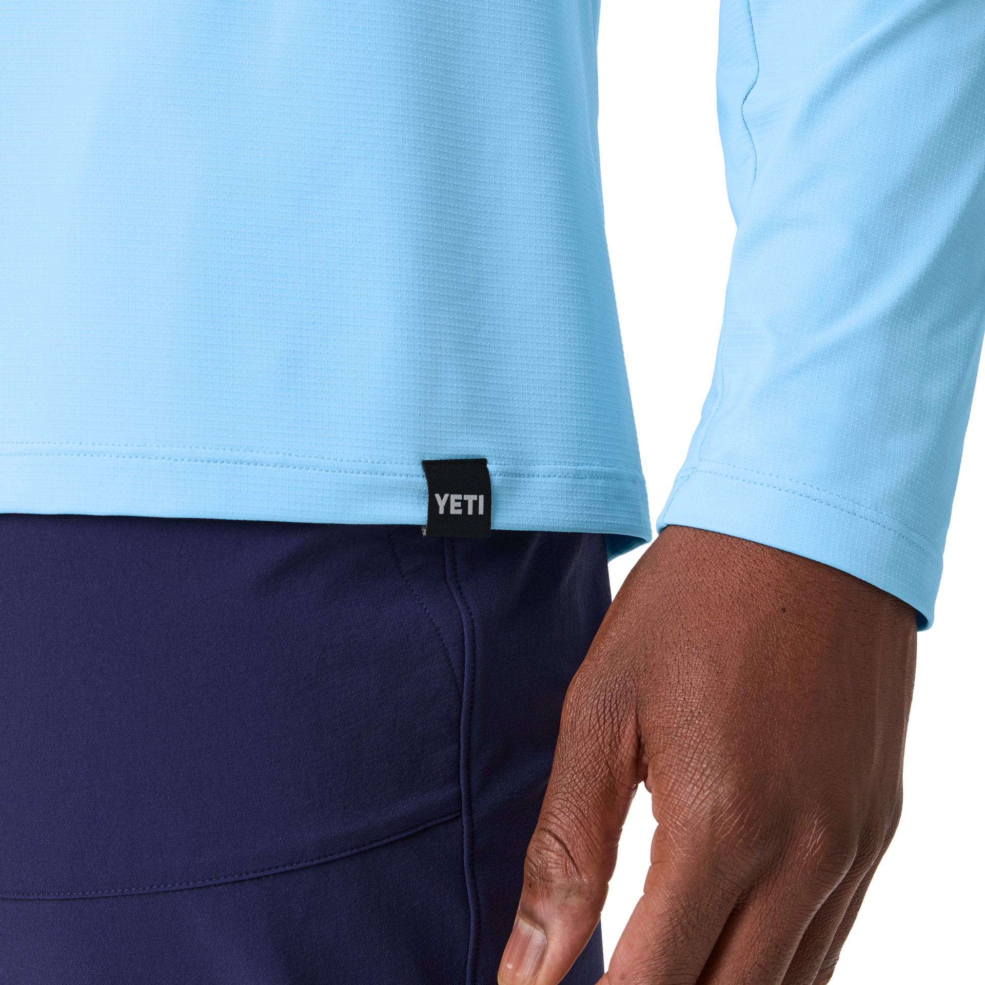 ULTRA LIGHTWEIGHT SUNSHIRT - Image 4