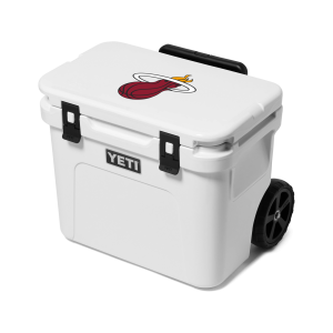 ROADIE® 32 WHEELED COOLER